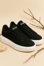 ونس 210309 BERSHKA مشکی
